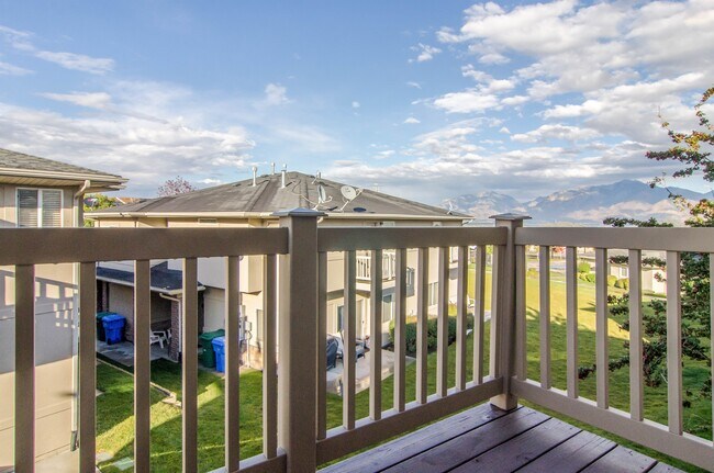 Building Photo - 4894 Aspen Springs Dr