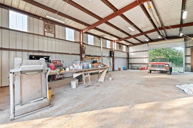 Building Photo - 4771 Co Rd 473