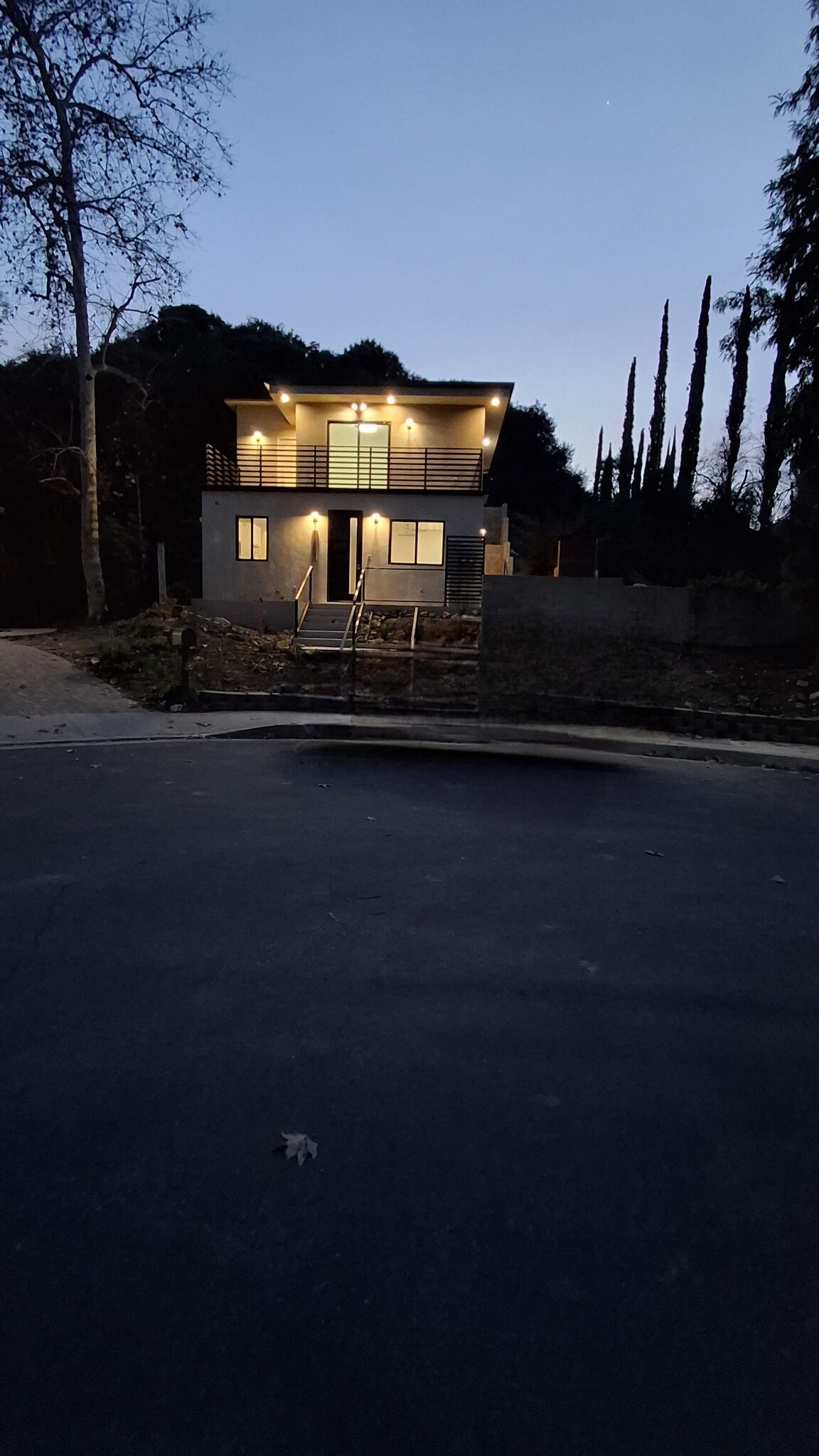 Building Photo - 4377 Charlemont Ave