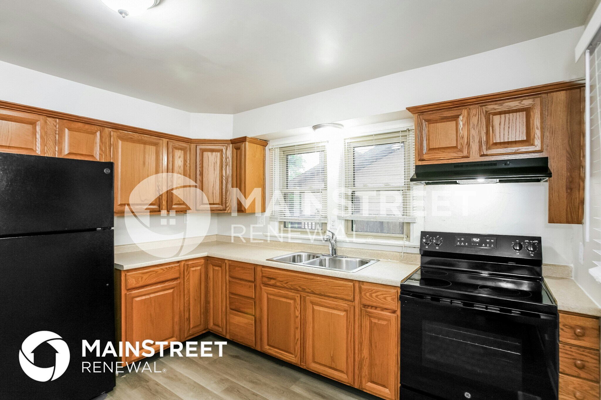 Building Photo - 935 N Gibson Ave