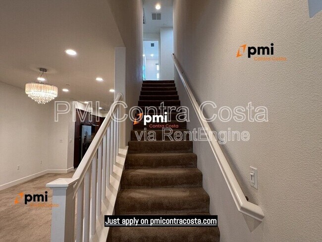 Building Photo - 5217 S Esprit Lp