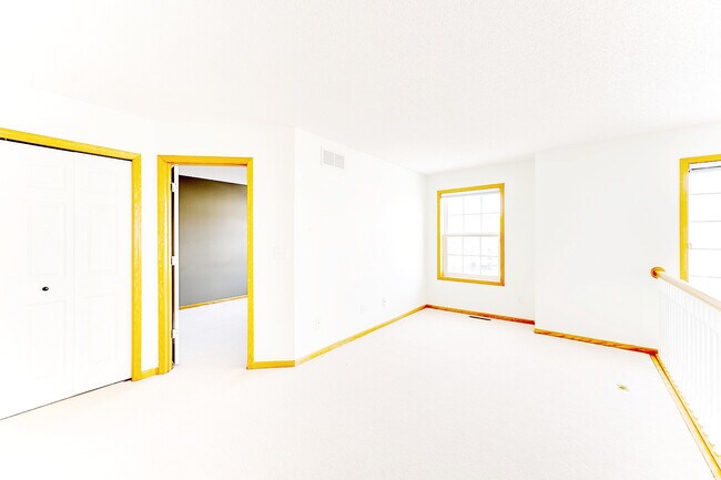 Building Photo - 1968 Bluestem Ln