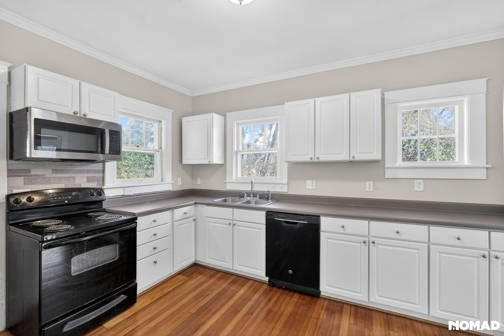 Building Photo - 808 Spring Garden St