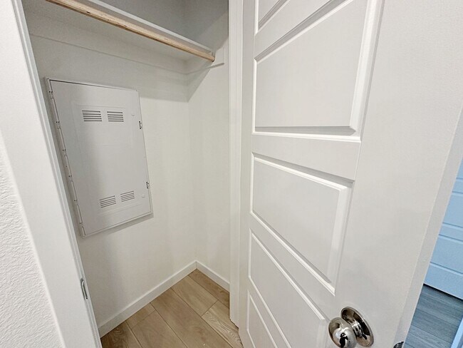 Building Photo - BRAND NEW BUILD! 2 BEDROOM TOWNHOME!