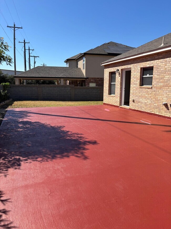 Building Photo - 217 Kahlo Loop