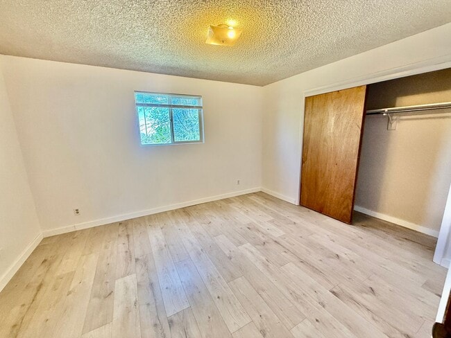 Building Photo - Pet-friendly 4-BR Home in Cedar City with Large Yard
