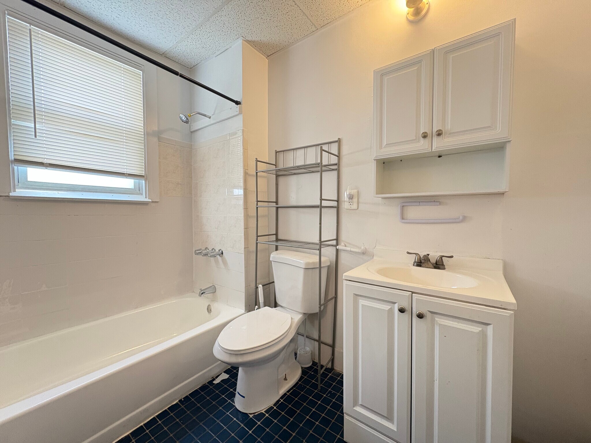 637 S Park 6 - 637 S Park St