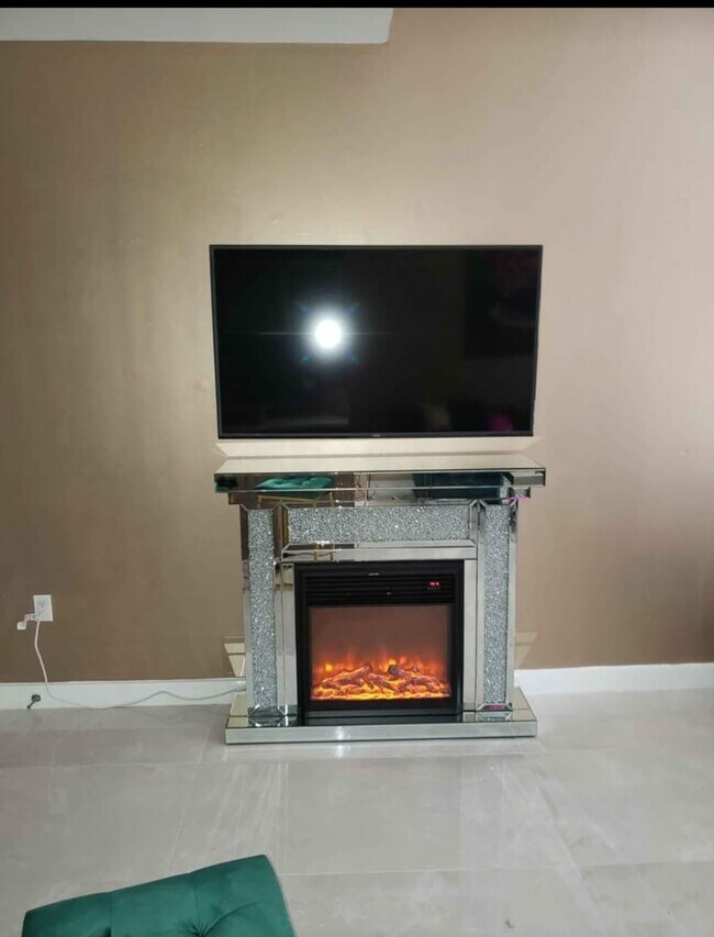 Building Photo - 75 Wall St