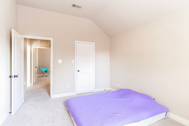 Building Photo - 28707 Hemlock Red Ct