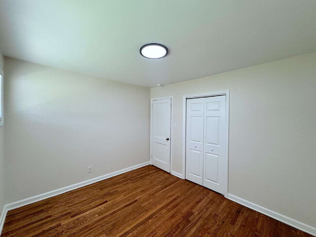 Building Photo - Charming 3 Bedroom Home in Raleigh!