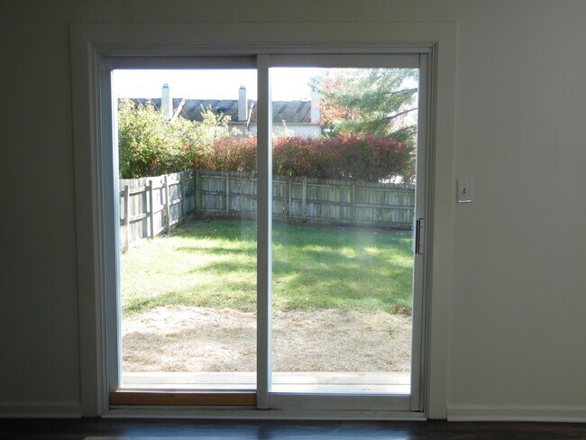 Building Photo - 2800 Kasey Ct