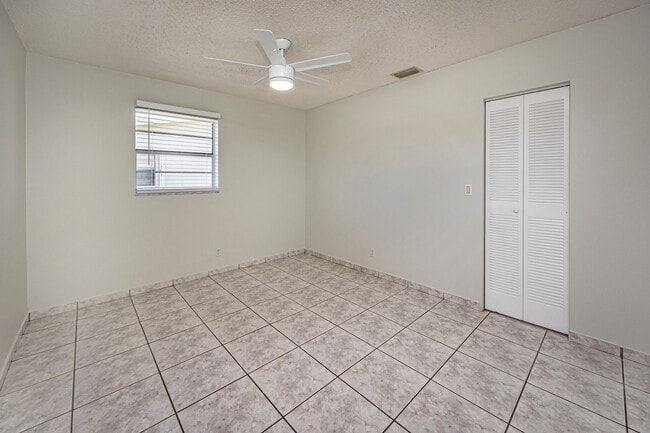 Building Photo - 2734 Ponce De Leon Blvd