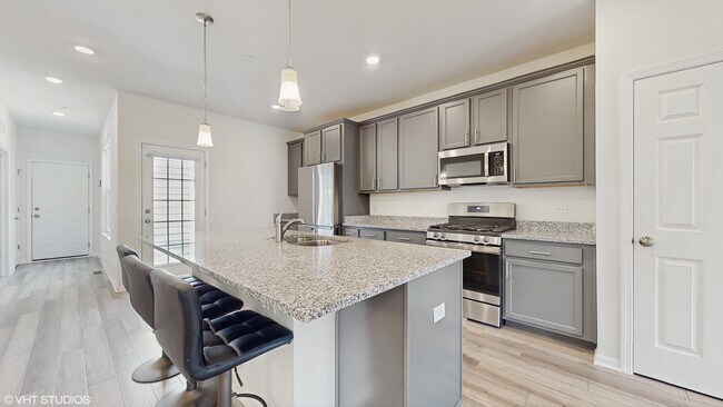 Building Photo - 268 Hoffmann Dr