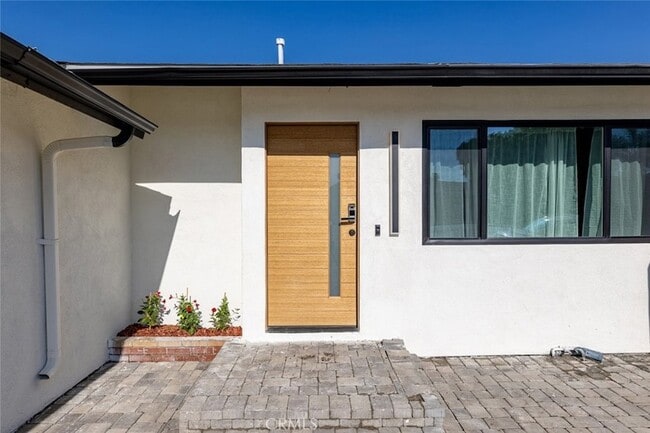 Building Photo - 4731 W El Segundo Blvd