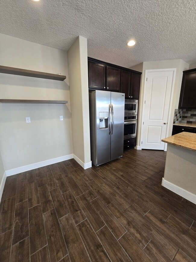 Building Photo - COMING SOON! Beautiful 4 bed, 3.5 bath in ...