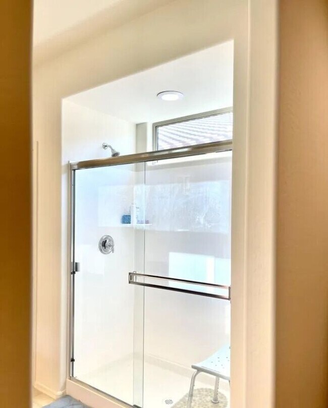 Building Photo - 2022 Built Single-Level 4Bedrooms/3Baths Stunning Home!!