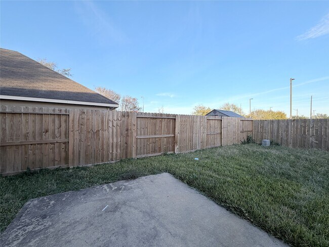 Building Photo - 5730 Landon Creek Ln