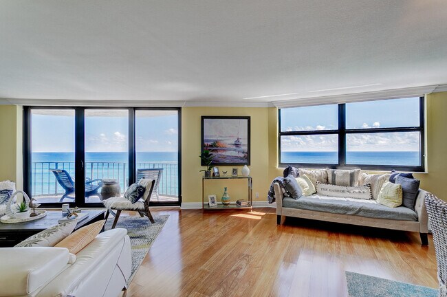 Building Photo - 5420 N Ocean Dr