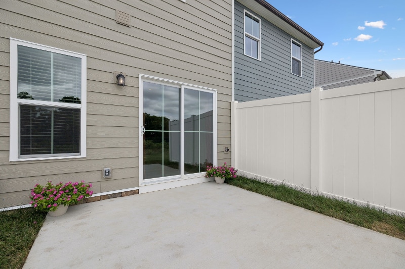 Building Photo - 171 Primrose Ln