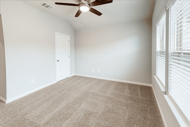 Building Photo - 10741 Yellowtail Blvd