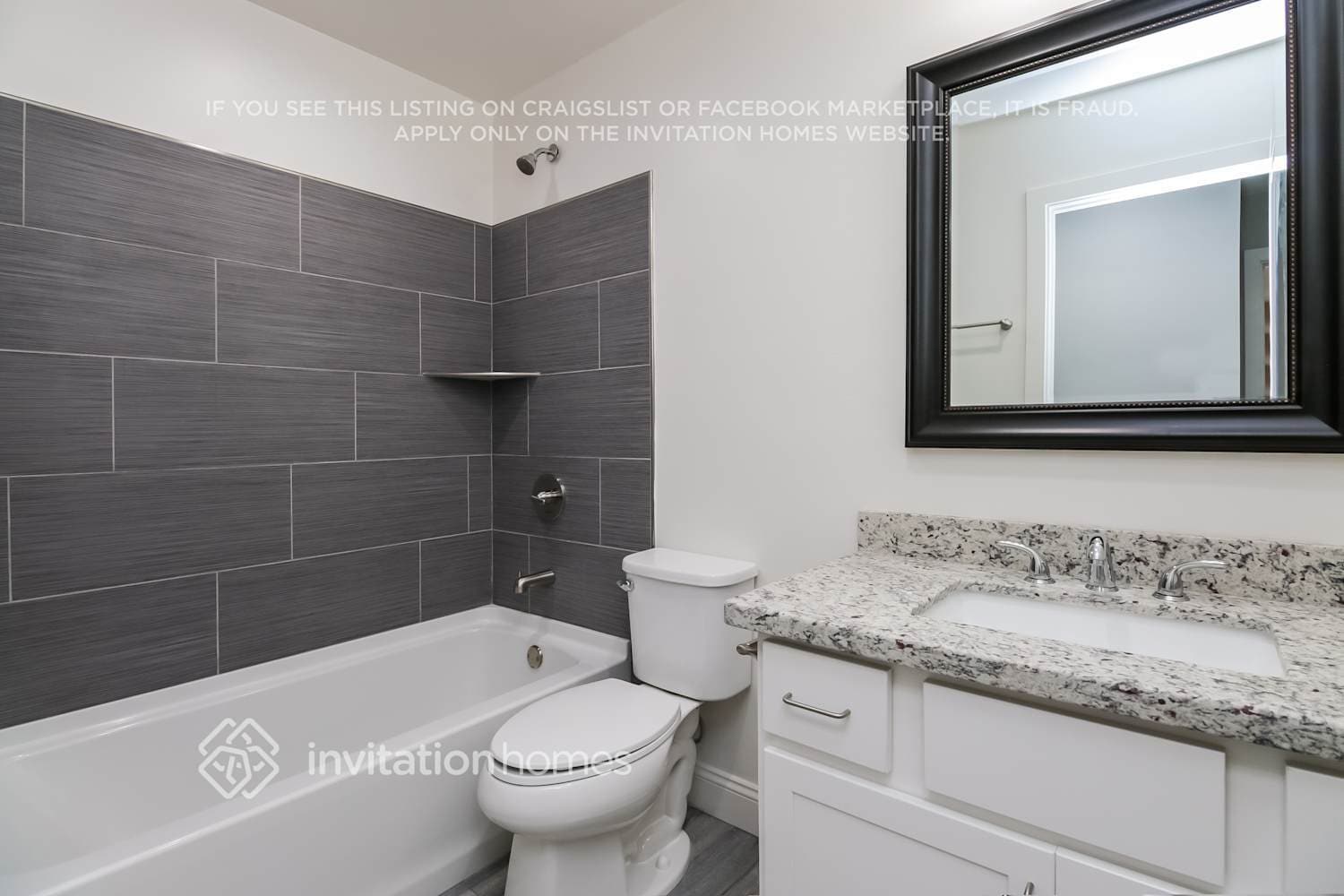 Building Photo - 7801 E Loma Land Dr