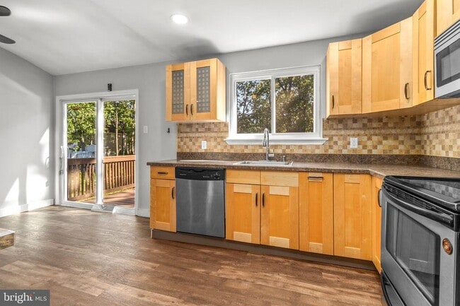 Building Photo - 309 California Trail
