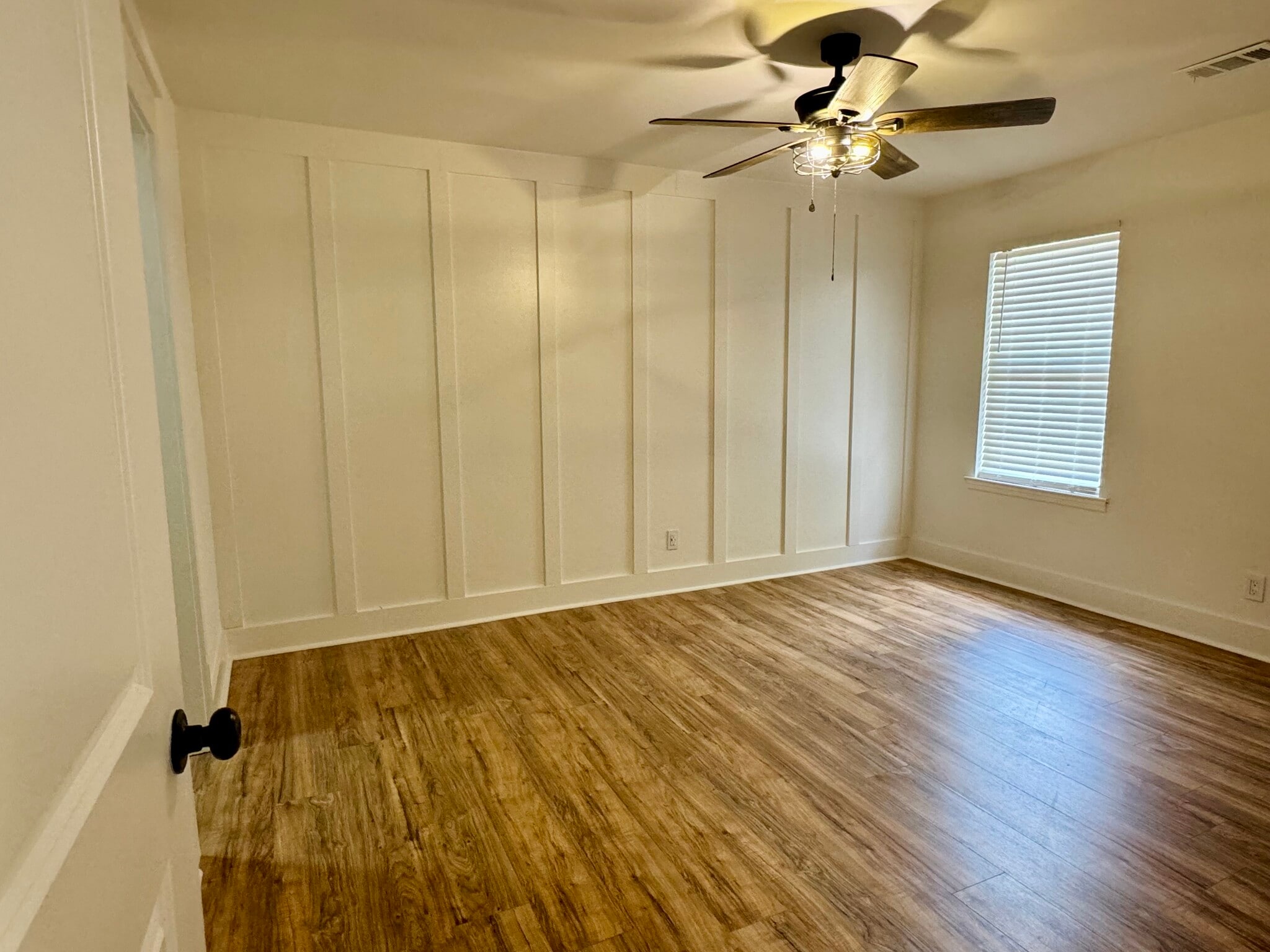 Building Photo - 1904 Variations Dr NE