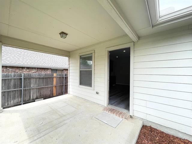 Building Photo - 5101 Blackwood Dr