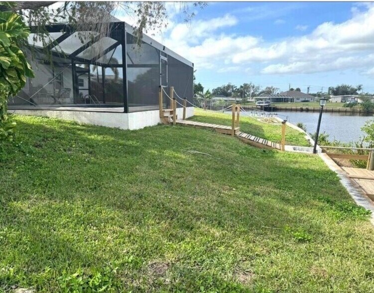 Building Photo - 6442 Fabian Rd