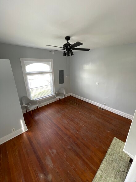 Building Photo - 214 Arlington Ave