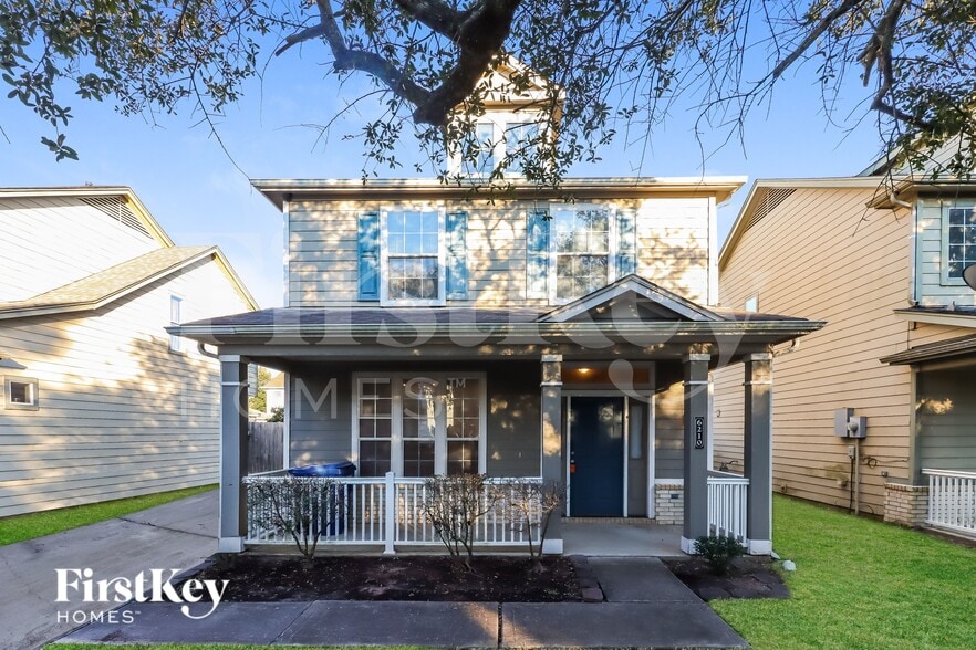 Building Photo - 6210 Scotchwood Dr
