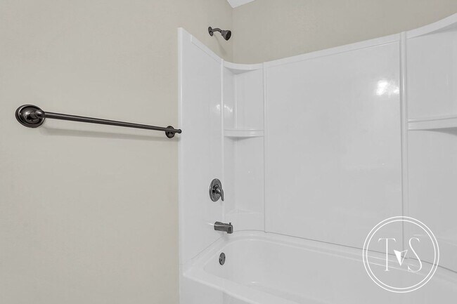 Building Photo - 200 Alcove Ct