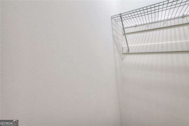 Building Photo - 3946 Green Oak Dr