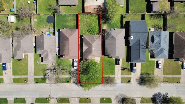 Building Photo - 23326 Prairie Bird Dr