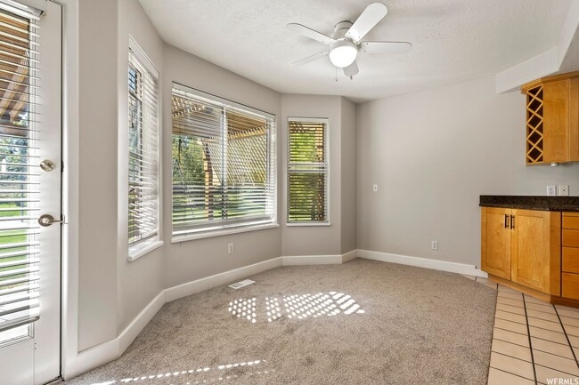 Building Photo - Huge Jordan Canal Rd Home on Half Acre Pro...