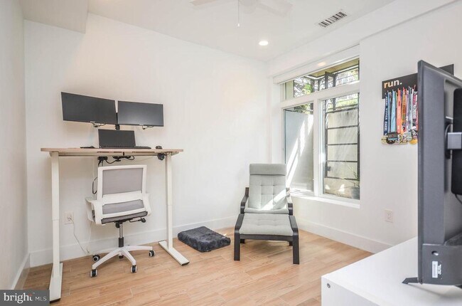 Building Photo - 3514 13th St NW
