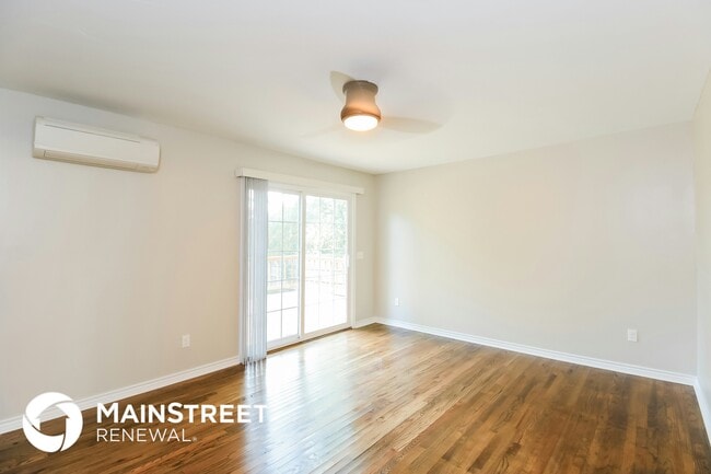 Building Photo - 3809 NW 24th St