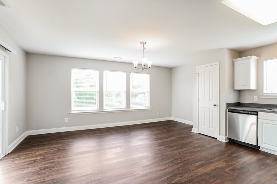 Building Photo - 4500 Red Hook Rd