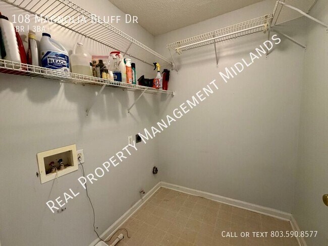 Building Photo - 108 Magnolia Bluff Dr