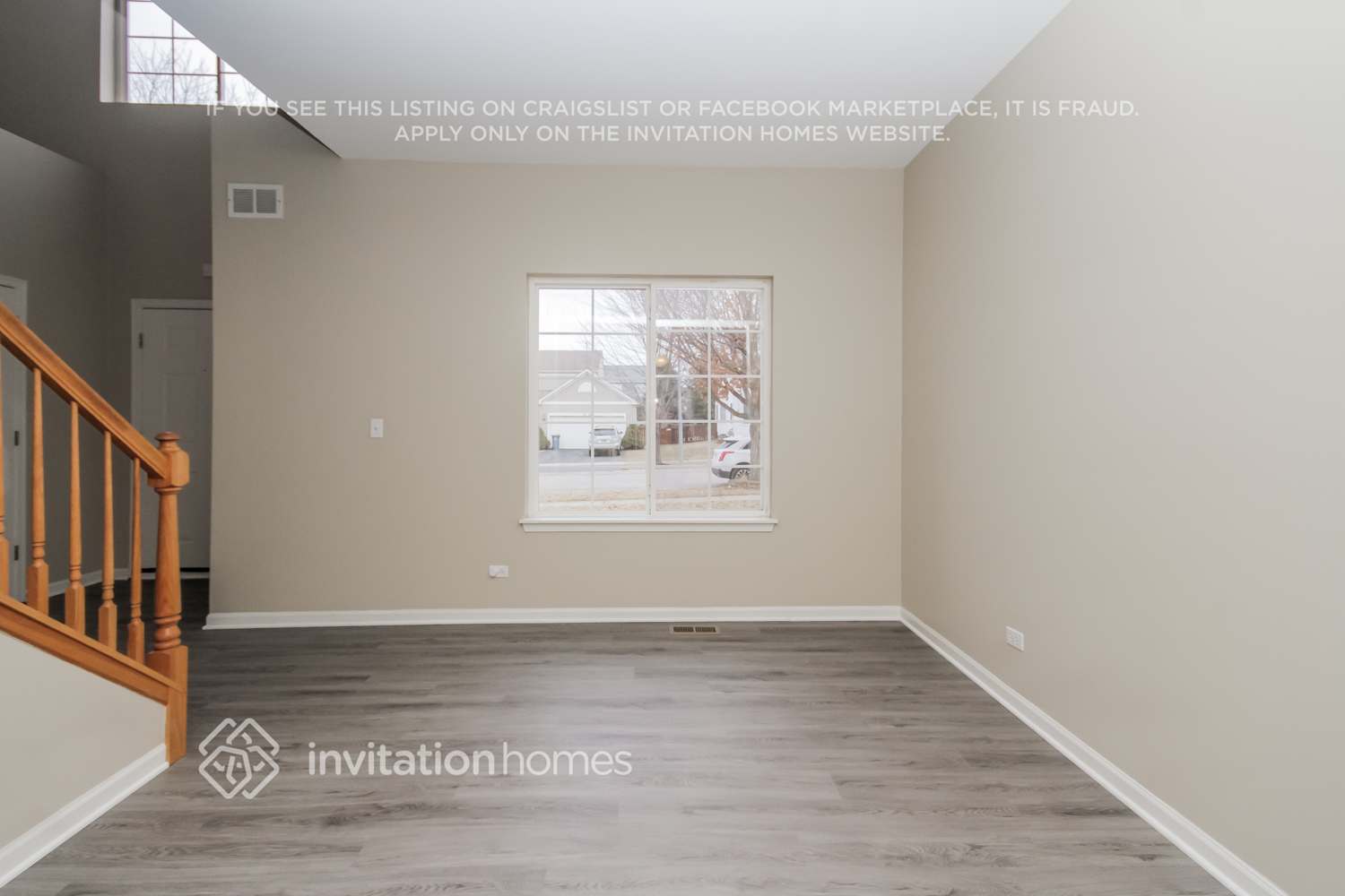 Building Photo - 1941 Royal Ln