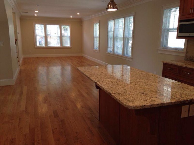 Building Photo - 7 Acron Rd