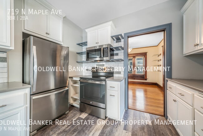 Building Photo - 719 N Maple Ave