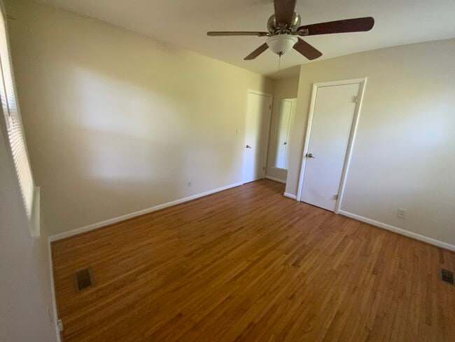 Building Photo - 962 Draughon Dr