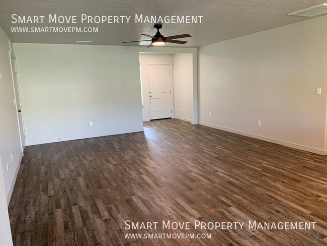 Building Photo - 2679 N Rapid Creek Way