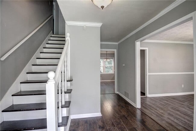 Building Photo - 2450 Horseshoe Bend Rd SW