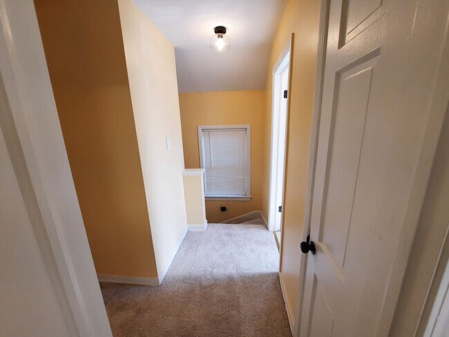 Building Photo - 3Br/2Bath House in Evanston $3,600/m