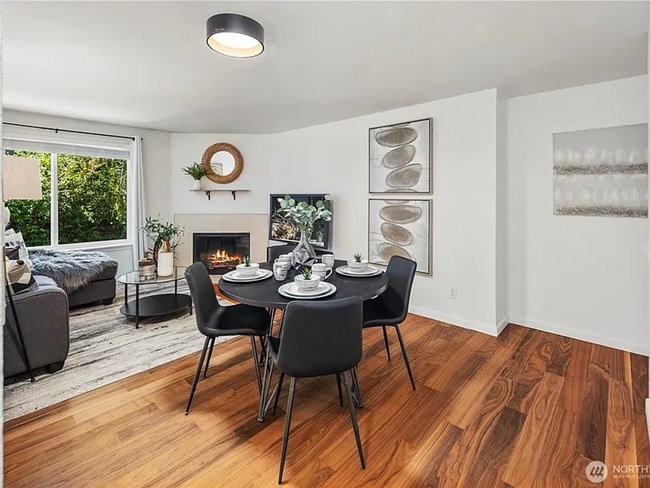 Building Photo - Spacious 2 bedroom 1 bath Magnolia
