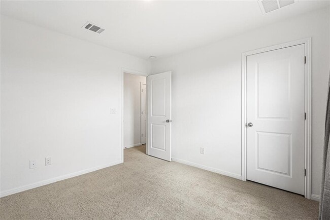 Building Photo - 701 Unakite Trl