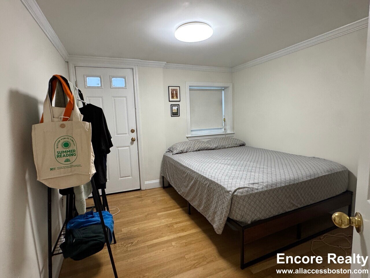 Building Photo - 17 Fairbanks St