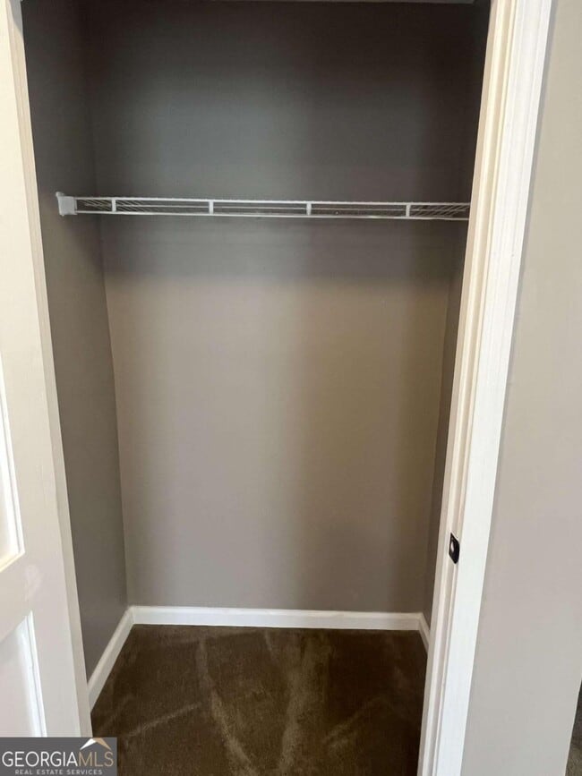 Building Photo - 738 Prince Pl NW